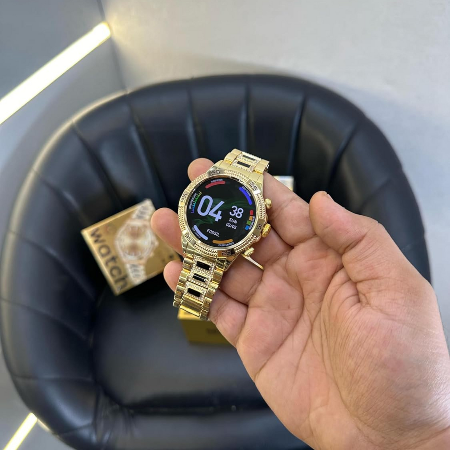 SE HUB Generation 15 Smart Watch – Diamond Belt, Touchscreen Display, Call Notifications, Step Counter, Wireless Charger – Gold Edition